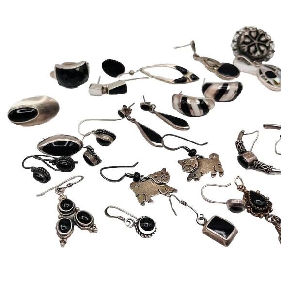 Lot Of Sterling Silver 925 Earrings Single/Pairs Black Onyx Silver SCRAP CRAFT - Picture 9 of 11